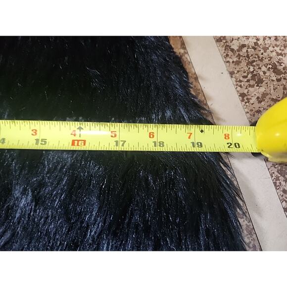 JJ Basic Sz XL Black Gothic Faux Fur Sleeveless Cable Knit Sweater Vest Grunge - Picture 2 of 7